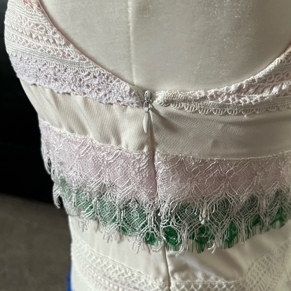 FINAL PRICE! EUC Self Portrait Lace Rainbow Ribbon Dress - Size 6 - Picture 4 of 8